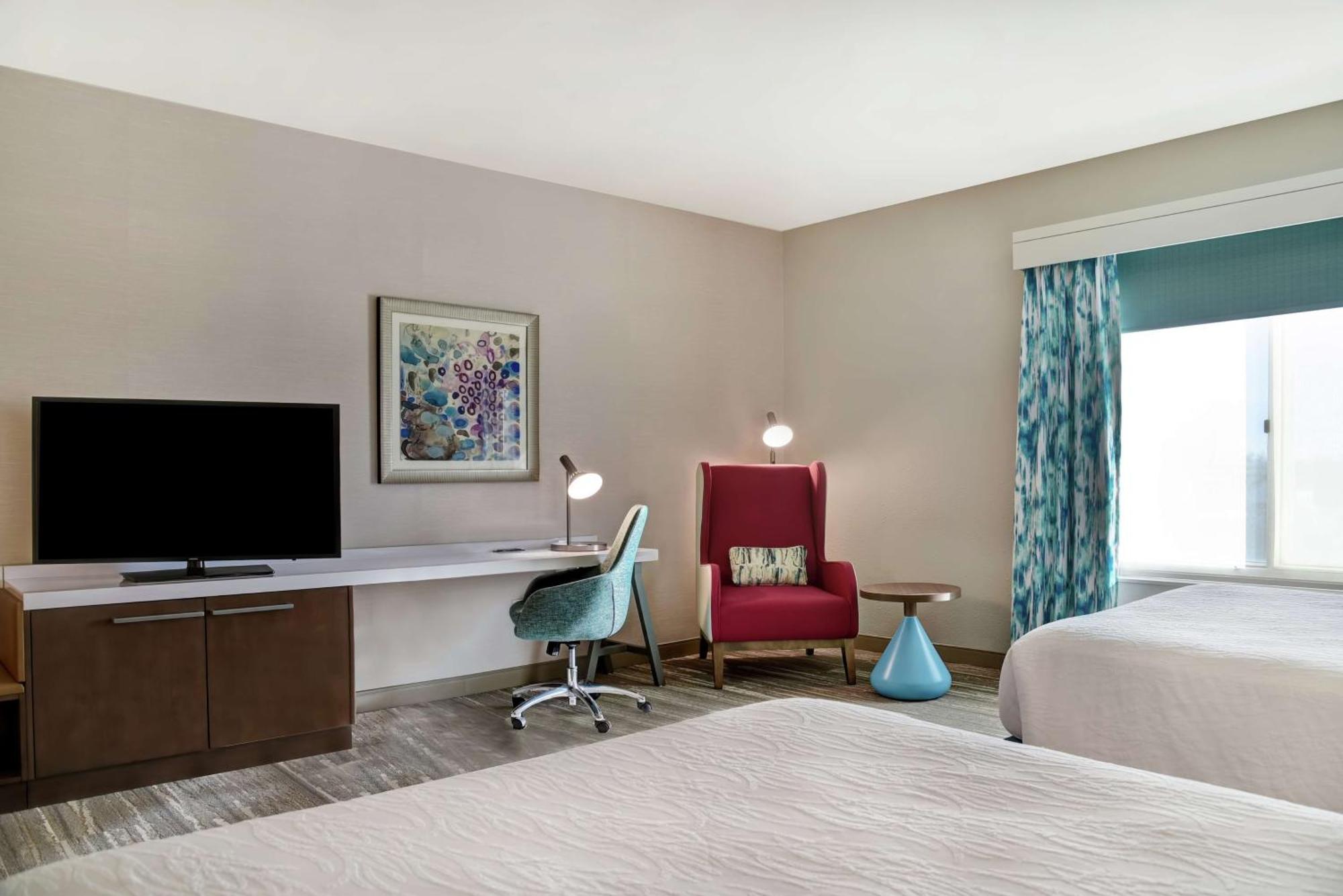 Hilton Garden Inn Kansas City/Kansas Exterior photo