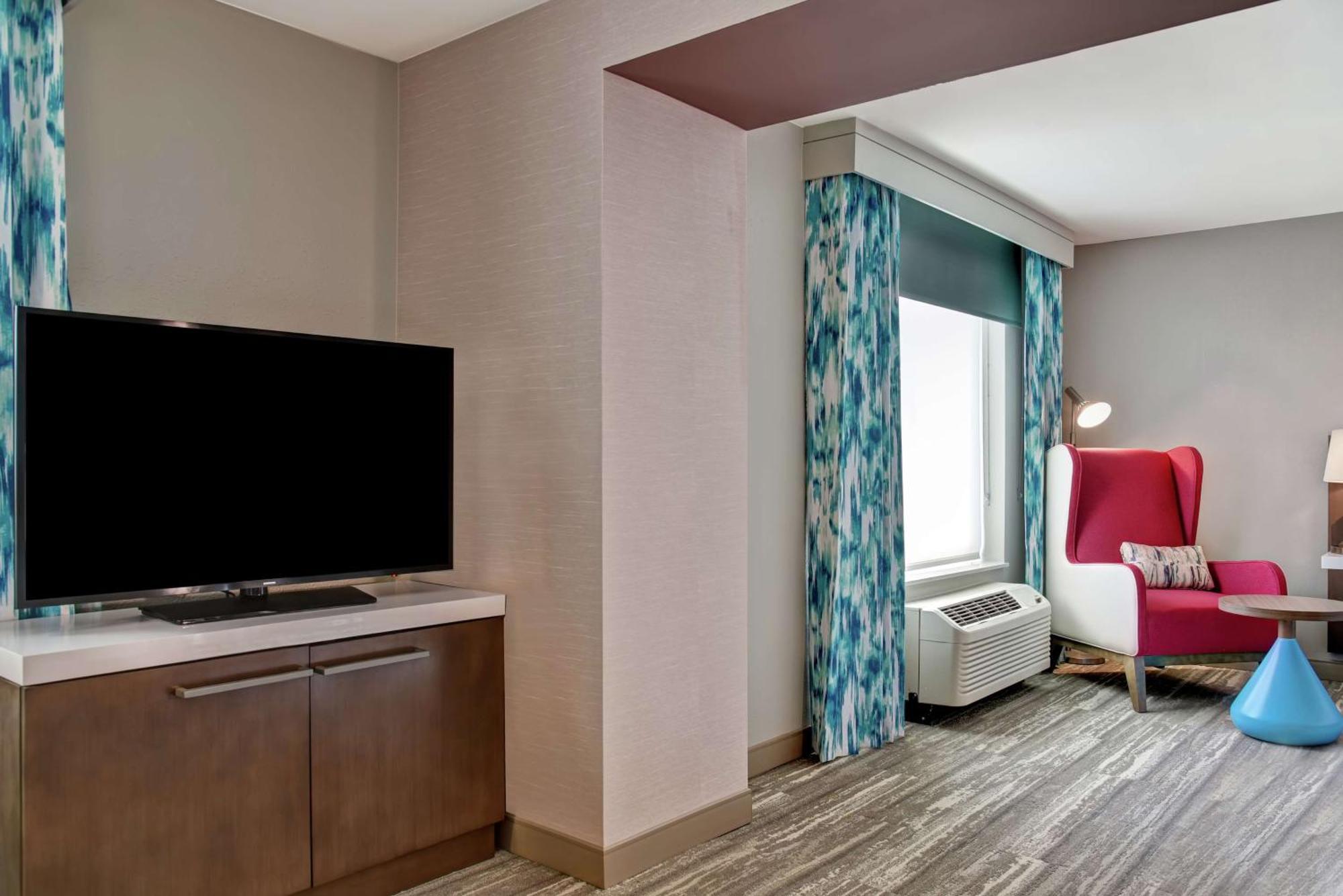 Hilton Garden Inn Kansas City/Kansas Exterior photo