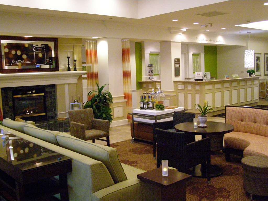 Hilton Garden Inn Kansas City/Kansas Interior photo