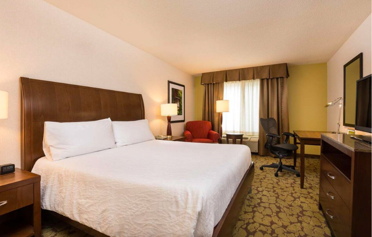Hilton Garden Inn Kansas City/Kansas Exterior photo